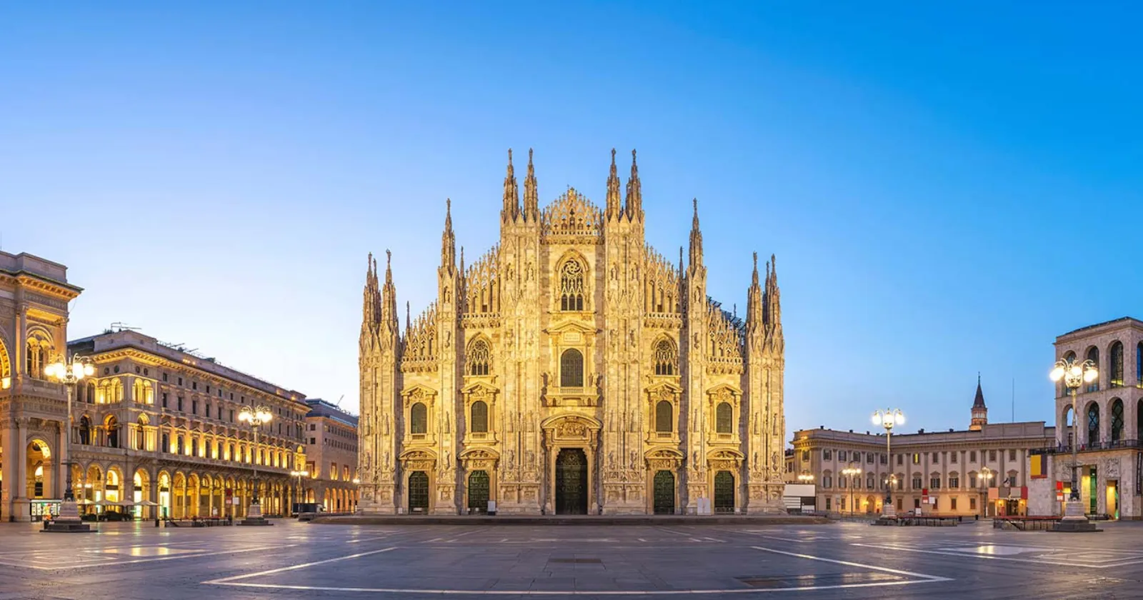 Горят-шумят Бадаевские склады