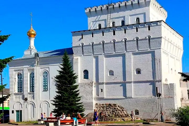 Подпись «Знаменская башня» в серии гравюр Спартака Глушкова.